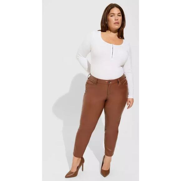 Torrid Plus Size Perfect Skinny Vegan Leather Mid Rise Pant in Root Beer Size 16 - Picture 2 of 12